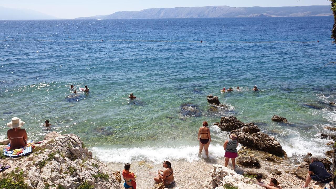 Beachfront Apartmant Veli Нови Винодолски Екстериор снимка